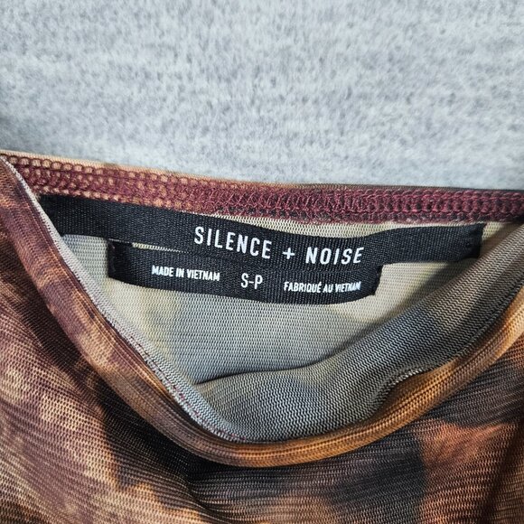 Urban Outfitters Silence + Noise Bella Off the shoulder Mesh Cropped Top Sz S - Picture 3 of 10